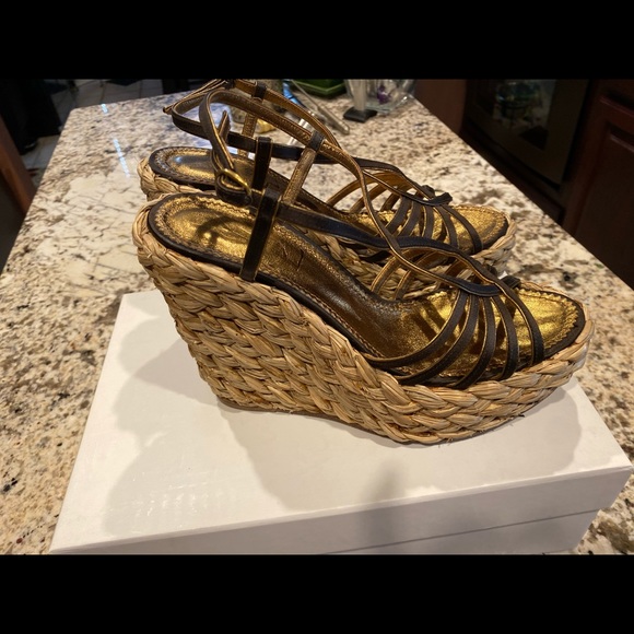 YSL Wedge - Picture 3 of 5